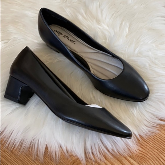 easy street kitten heels